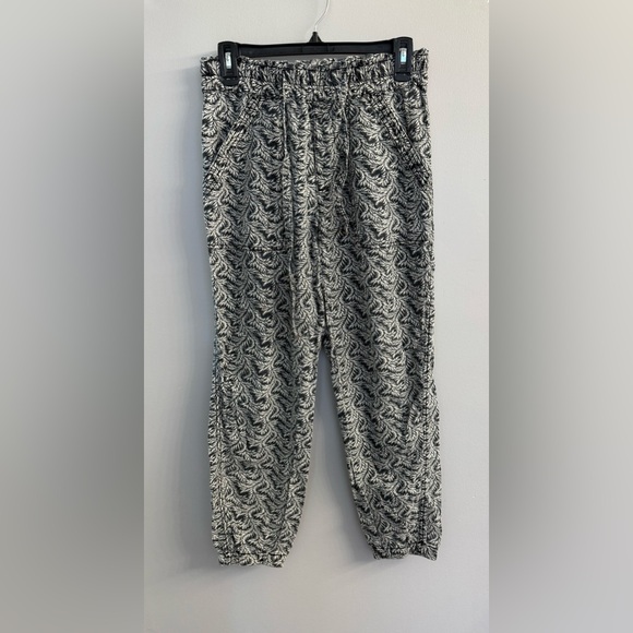 Anthropologie Pants - Anthropologie Rhys Linen Blend Joggers Black White Floral Print Sz Xs Boho NWOT